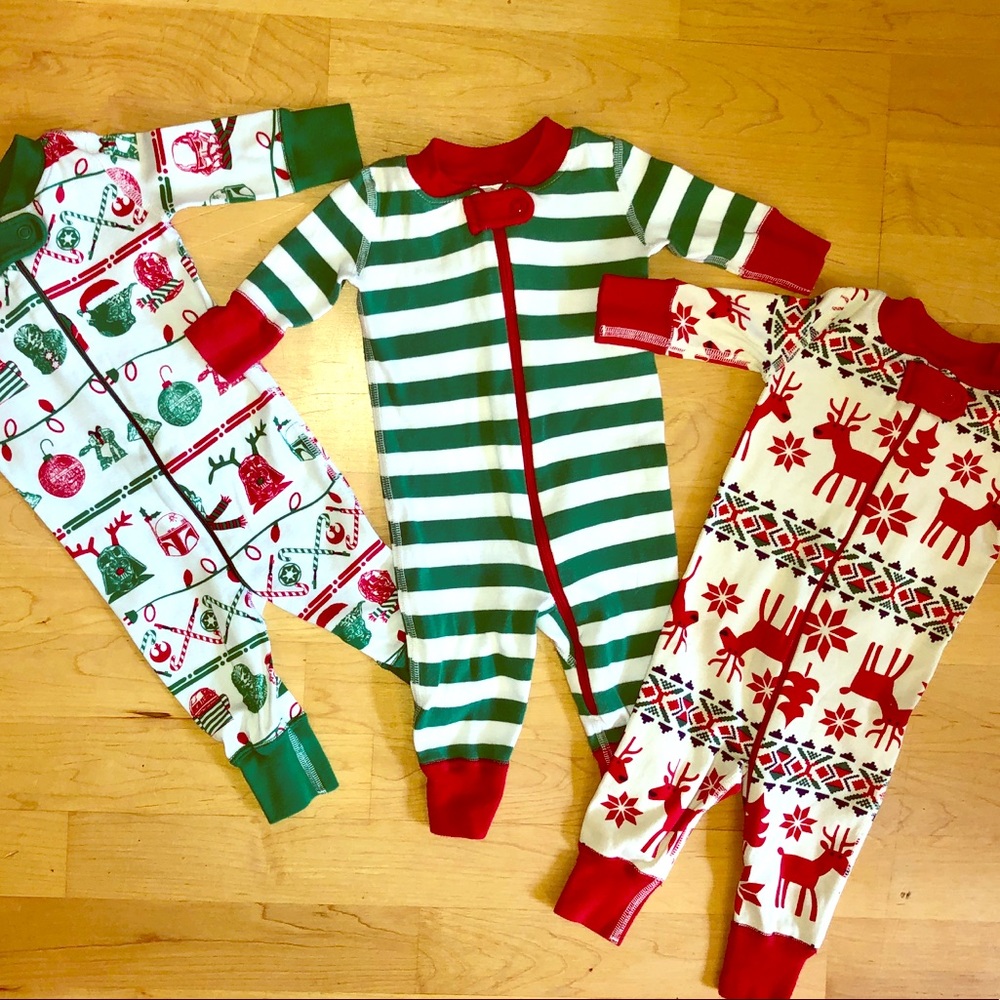 Hanna Andersson Holiday PJs- Set of 3 all size 50.